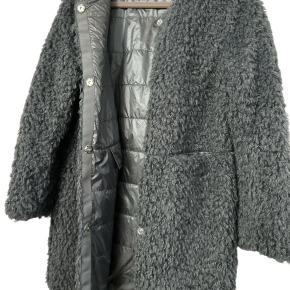 Luii Reversible Faux Fur Coat Women's Gray Textured Coat. Size M. NWT - Picture 6 of 12